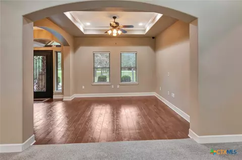 Living - 249 Post Oak Bnd, Inez, TX 77968 photo 3 of 3