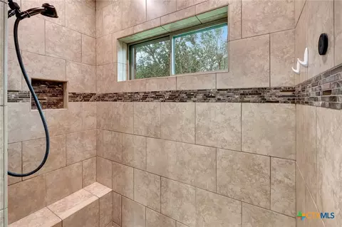 Bath - 249 Post Oak Bnd, Inez, TX 77968 photo 2 of 2