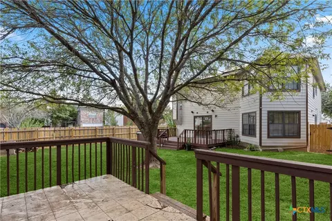 Exterior - 551 Thicket Ln, Kyle, TX 78640 photo 8 of 10