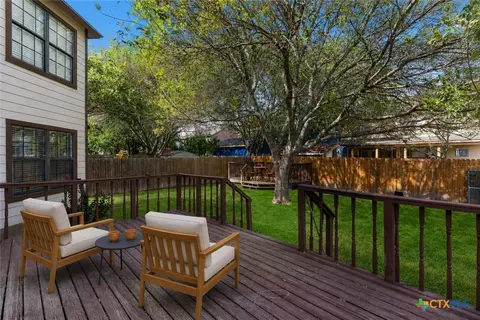 Exterior - 551 Thicket Ln, Kyle, TX 78640 photo 5 of 10