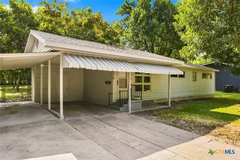 1319 S 37th St, Temple, TX 76504