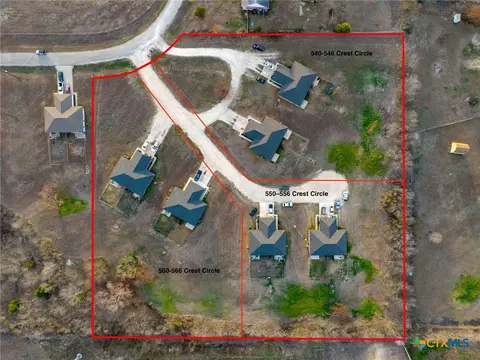 550-566 Crest Circle Dr, San Marcos, TX 78666