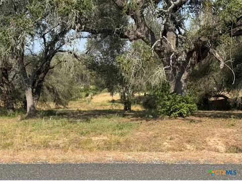 22815 Grand Spg, Elmendorf, TX 78112