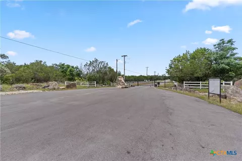 204 Freedom St, Fischer, TX 78623