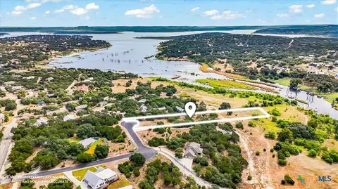 154 Double Tree Ln, Canyon Lake, TX 78133