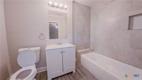 Bath - 321 Circle Dr, Wharton, TX 77488 photo 2 of 3
