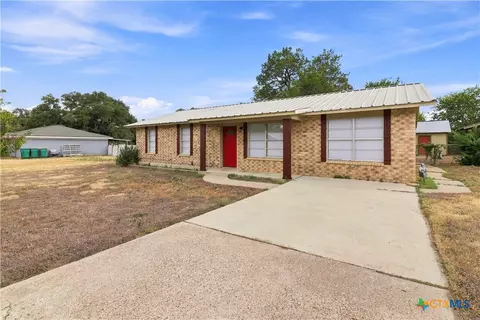 1400 Magnolia St, Belton, TX 76513