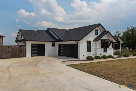 312 Skyline Dr, Copperas Cove, TX 76522