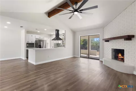 1102 Stewart St, Copperas Cove, TX 76522