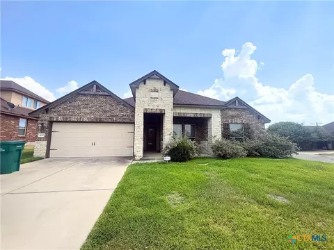 800 Siena Ct, Harker Heights, TX 76548