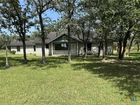 129 S Mcadams Rd, Goliad, TX 77963