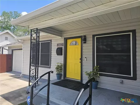 2002 N Wheeler St, Victoria, TX 77901