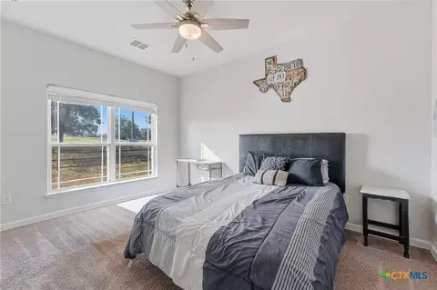 Bedroom - 494 Flash Cir, Luling, TX 78648 photo 6 of 6