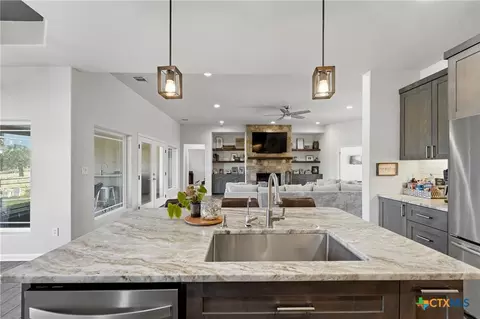 Kitchen - 494 Flash Cir, Luling, TX 78648 photo 7 of 7
