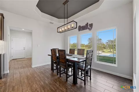 Dining - 494 Flash Cir, Luling, TX 78648 photo 2 of 2