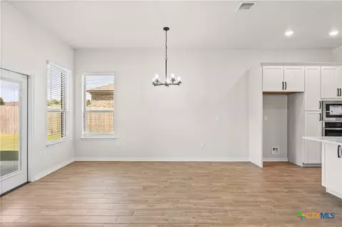 130 Lasso Loop, Lorena, TX 76655 photo 9