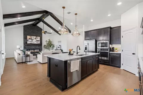 Kitchen - 126 Lasso Loop, Lorena, TX 76655 photo 4 of 7