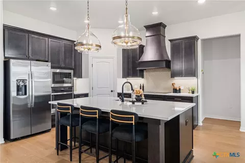 Kitchen - 126 Lasso Loop, Lorena, TX 76655 photo 3 of 7