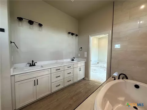 Bath - 131 Lasso Loop, Lorena, TX 76655 photo 5 of 6
