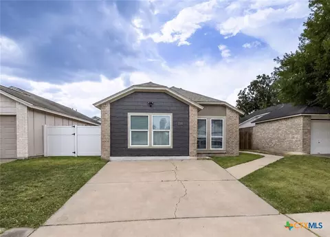 118 Waterford Dr, Victoria, TX 77901