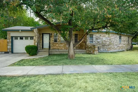 2602 Live Oak Dr, Copperas Cove, TX 76522