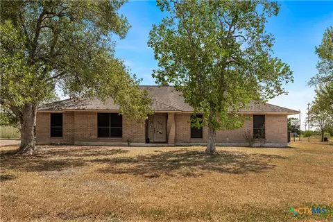 513 Bambi Dr, Victoria, TX 77904