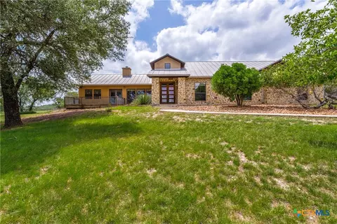 988 Kendall Jackson, Comfort, TX 78013