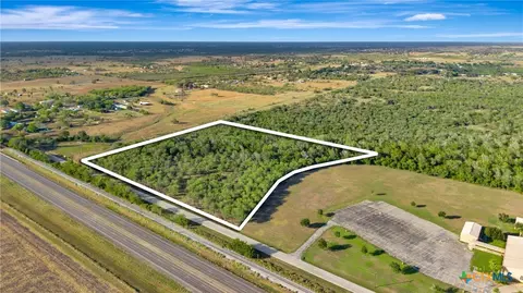 000 Nursery Dr, Victoria, TX 77904