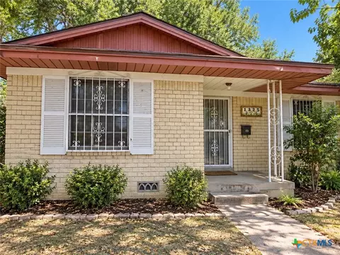 1325 Rose Ave, Killeen, TX 76543