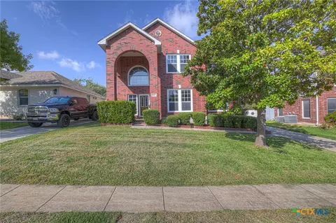 1611 Springhouse St, San Antonio, TX 78251