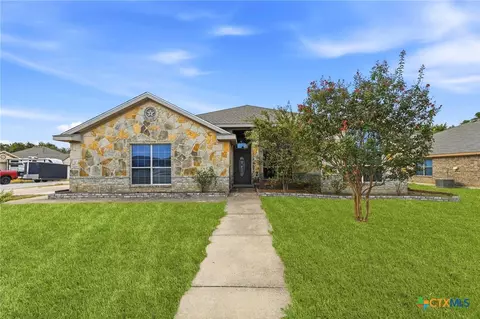 800 Cody James Dr, Killeen, TX 76542