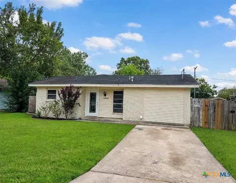 3003 Gayle St, Victoria, TX 77901