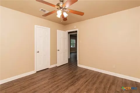 Bedroom - 214 E Munroe Ave, Temple, TX 76501 photo 4 of 4