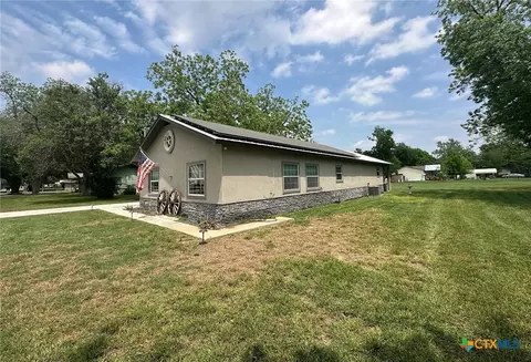 509 Reiley Rd, Seguin, TX 78155