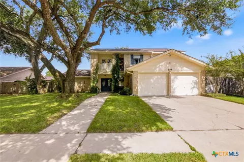 104 Santa Fe, Victoria, TX 77904