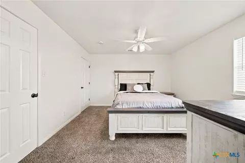 Bedroom - 5112 Old Caufield Ranch Rd, Mcgregor, TX 76657 photo 6 of 7