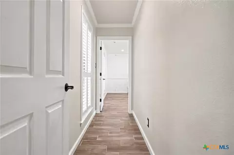 Entry Way - 5112 Old Caufield Ranch Rd, Mcgregor, TX 76657 photo 2 of 5