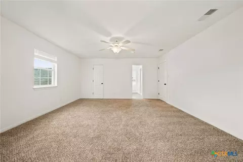 Bedroom - 5112 Old Caufield Ranch Rd, Mcgregor, TX 76657 photo 4 of 7