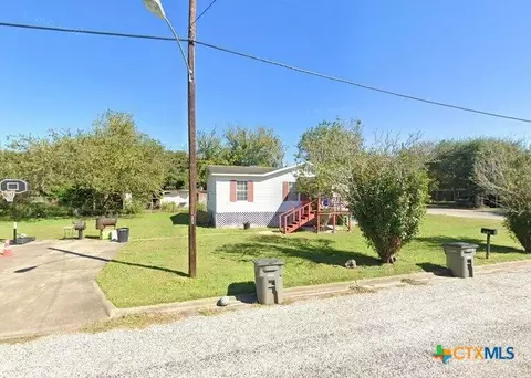 608 E 2nd St, Victoria, TX 77901