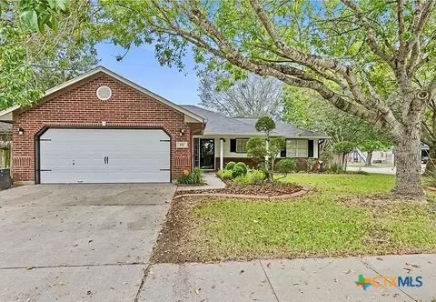 602 Newhaven St, Victoria, TX 77904