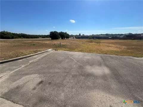 6004 E Veterans Memorial Blvd, Killeen, TX 76543