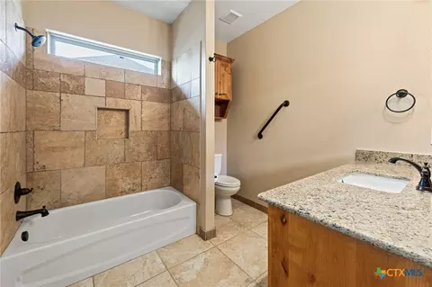 Bath - 608 Jake Dr, Jarrell, TX 76537 photo 6 of 9