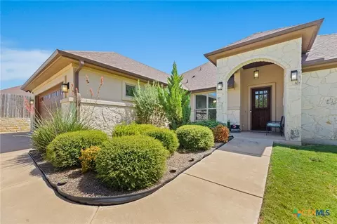 Exterior - 608 Jake Dr, Jarrell, TX 76537 photo 3 of 8