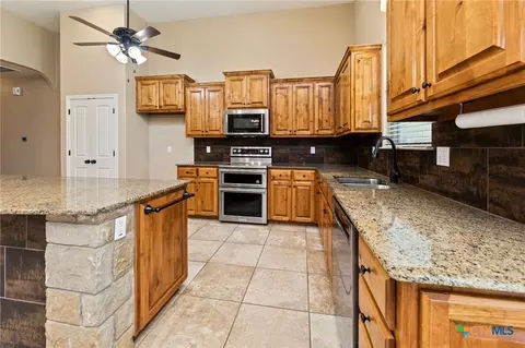 Kitchen - 608 Jake Dr, Jarrell, TX 76537 photo 9 of 10