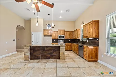 Kitchen - 608 Jake Dr, Jarrell, TX 76537 photo 5 of 10