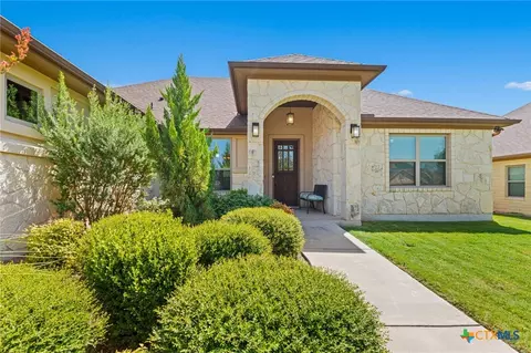 Exterior - 608 Jake Dr, Jarrell, TX 76537 photo 5 of 8