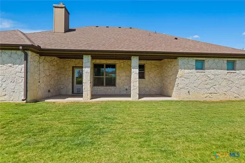 Exterior - 608 Jake Dr, Jarrell, TX 76537 photo 6 of 8