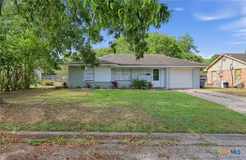 1503 Bexar Ave, Victoria, TX 77901