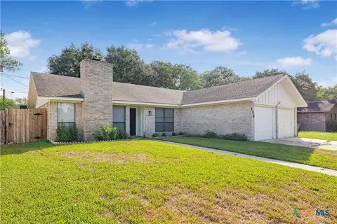 114 Laramie Dr, Victoria, TX 77904