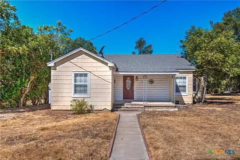 312 N Pearl St, Belton, TX 76513